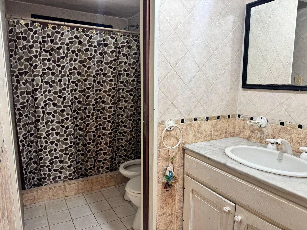 CASA QUINTA de 5 AMB+PILETA+QUINCHO en YEI PORÁ 8