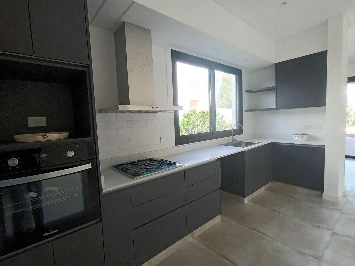 Foto de VENTA CASA ESTRENAR MANZANARES PILAR B SANTA CLARA, imagen 2