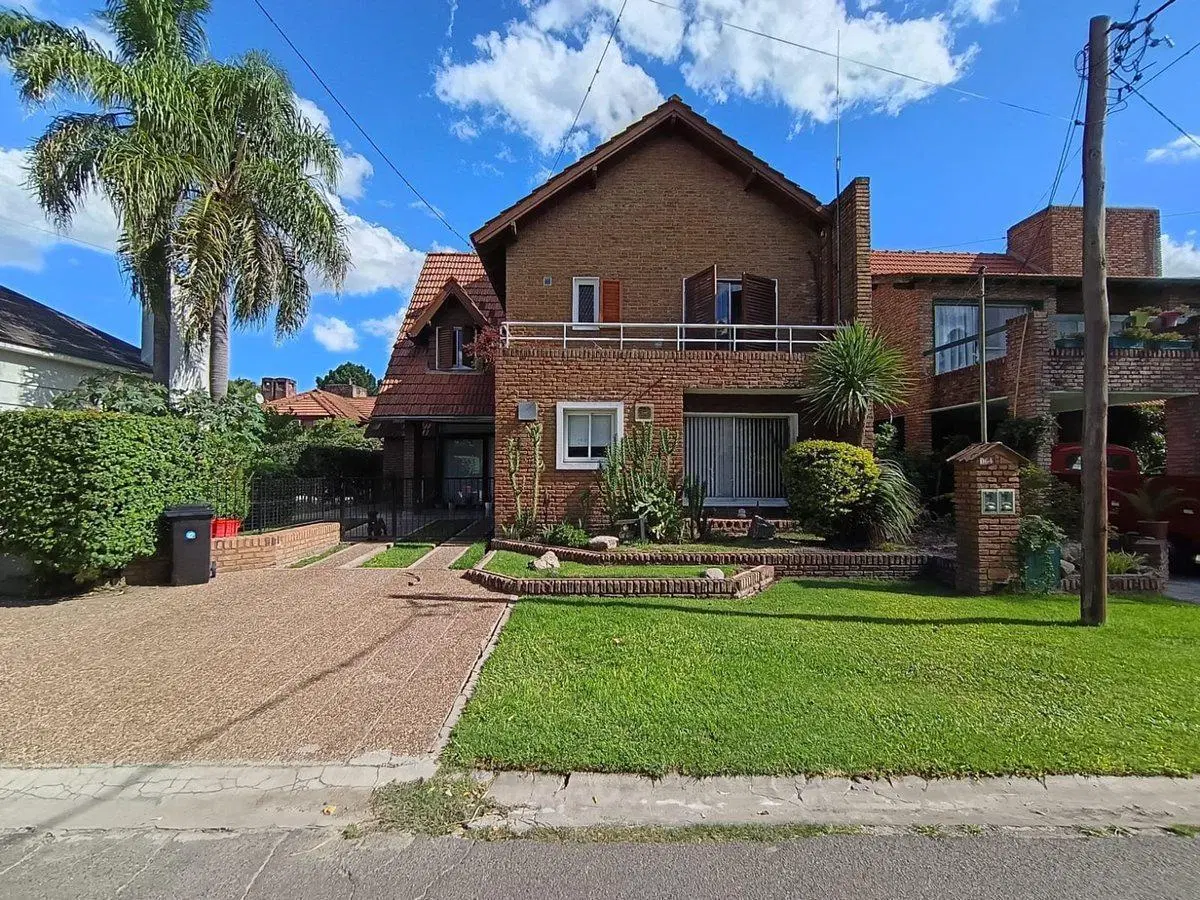 Casa Apta Credito 5amb Country San Miguel de Ghiso 2