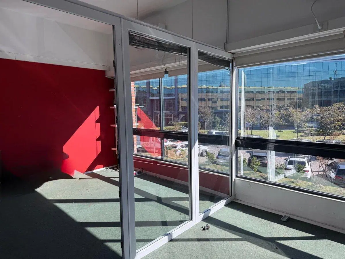 OFFICE PARK PLAZA OFICINA DE 90 MTS C/ COCHERA 5