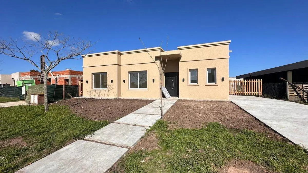Venta Casa Pilar del Este Santa Emilia- Pilar 3