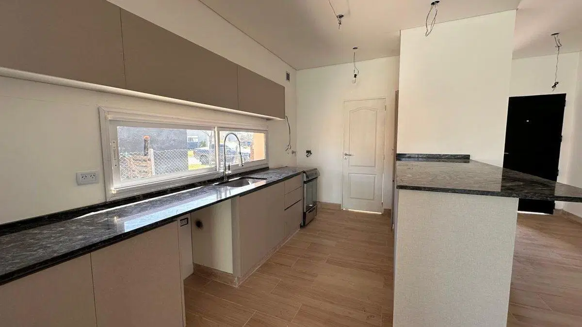 Venta Casa Pilar del Este Santa Emilia- Pilar 8
