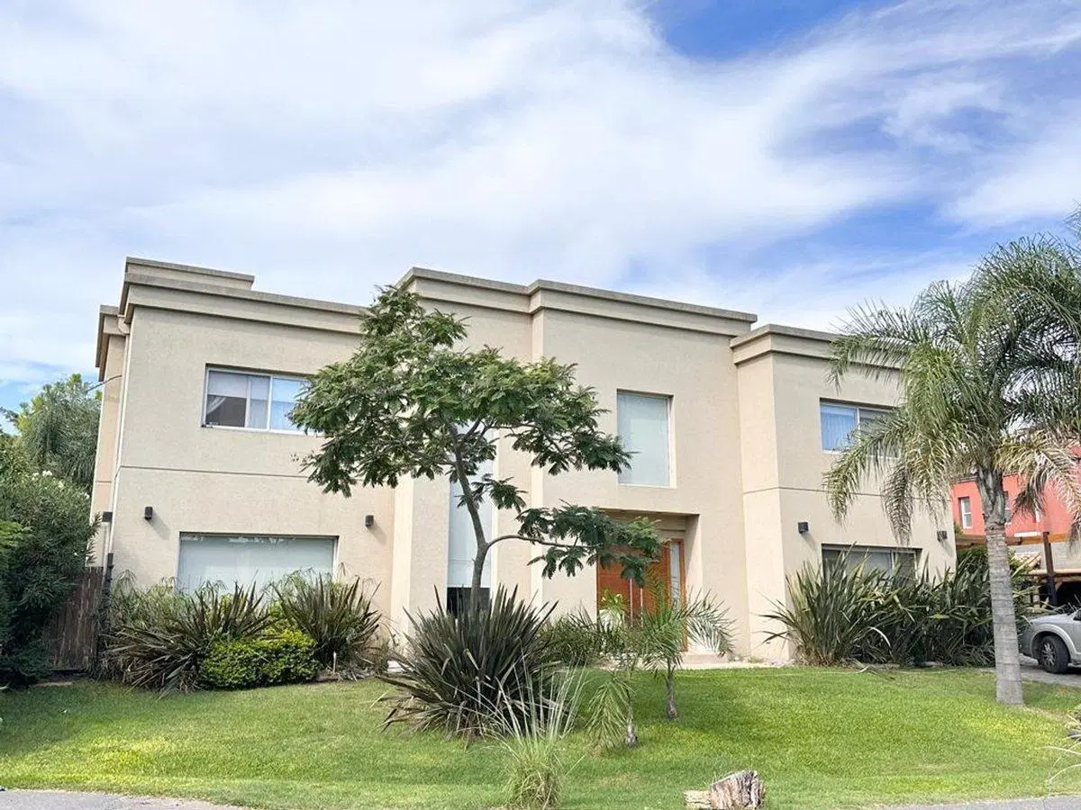 VENTA Casa en El Lucero - Ramal Pilar km38 2
