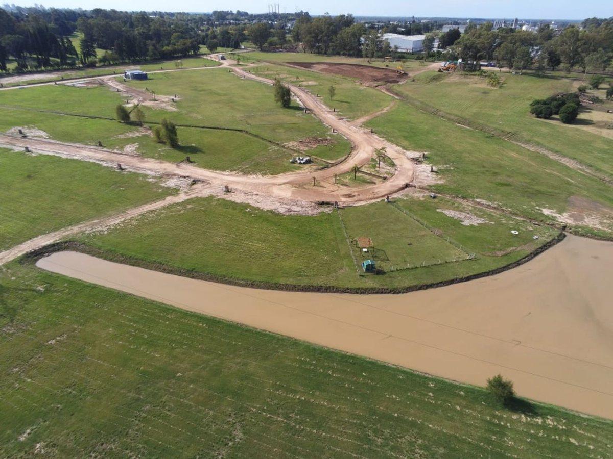 Foto de Lote a Laguna en Barrio privado Zárate Golf Park, imagen 1