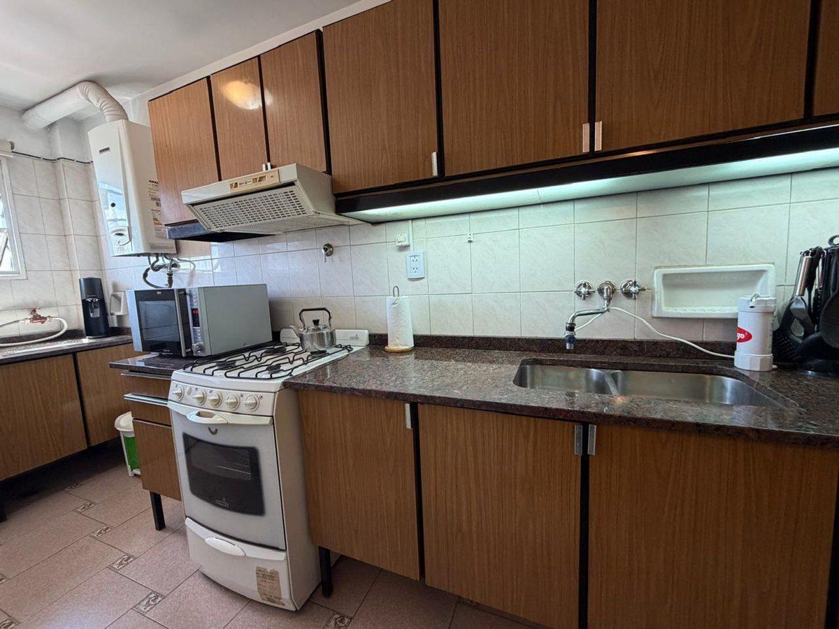 Foto de VENTA DEPTO 3 AMB DEPENDENCIA CABALLITO APTO CRED, imagen 4