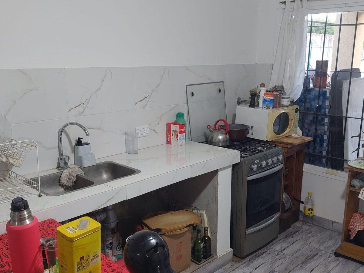 Foto de VENTA CASA EN DERQUI APTA CREDITO, imagen 2