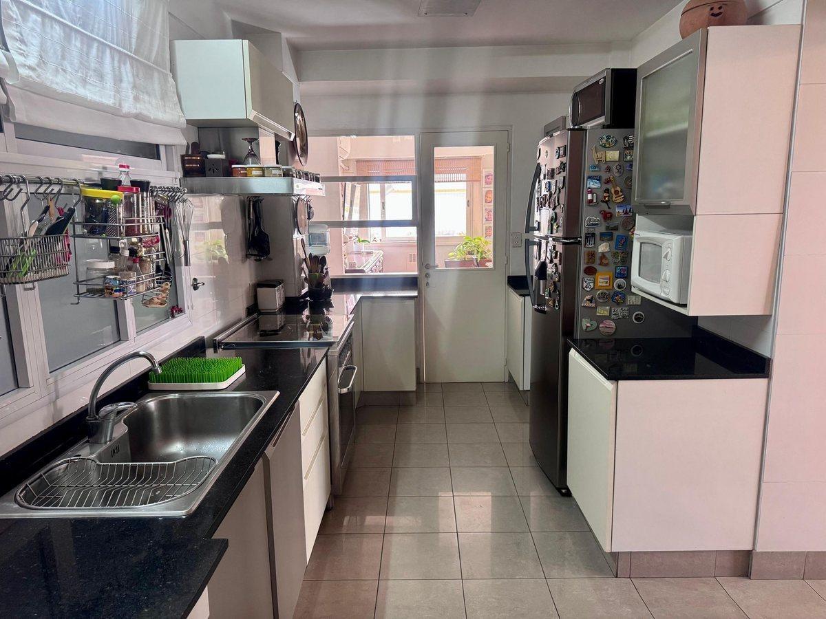 Foto de VENTA DEPTO BELGRANO 7 AMB COCHERA BALCON BAULERA, imagen 3