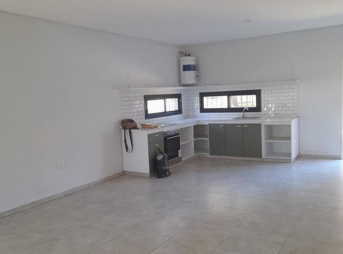 Foto de CASA EN ALQUILER ANUAL, 3 AMBIENTES TORTUGUITAS., imagen 3
