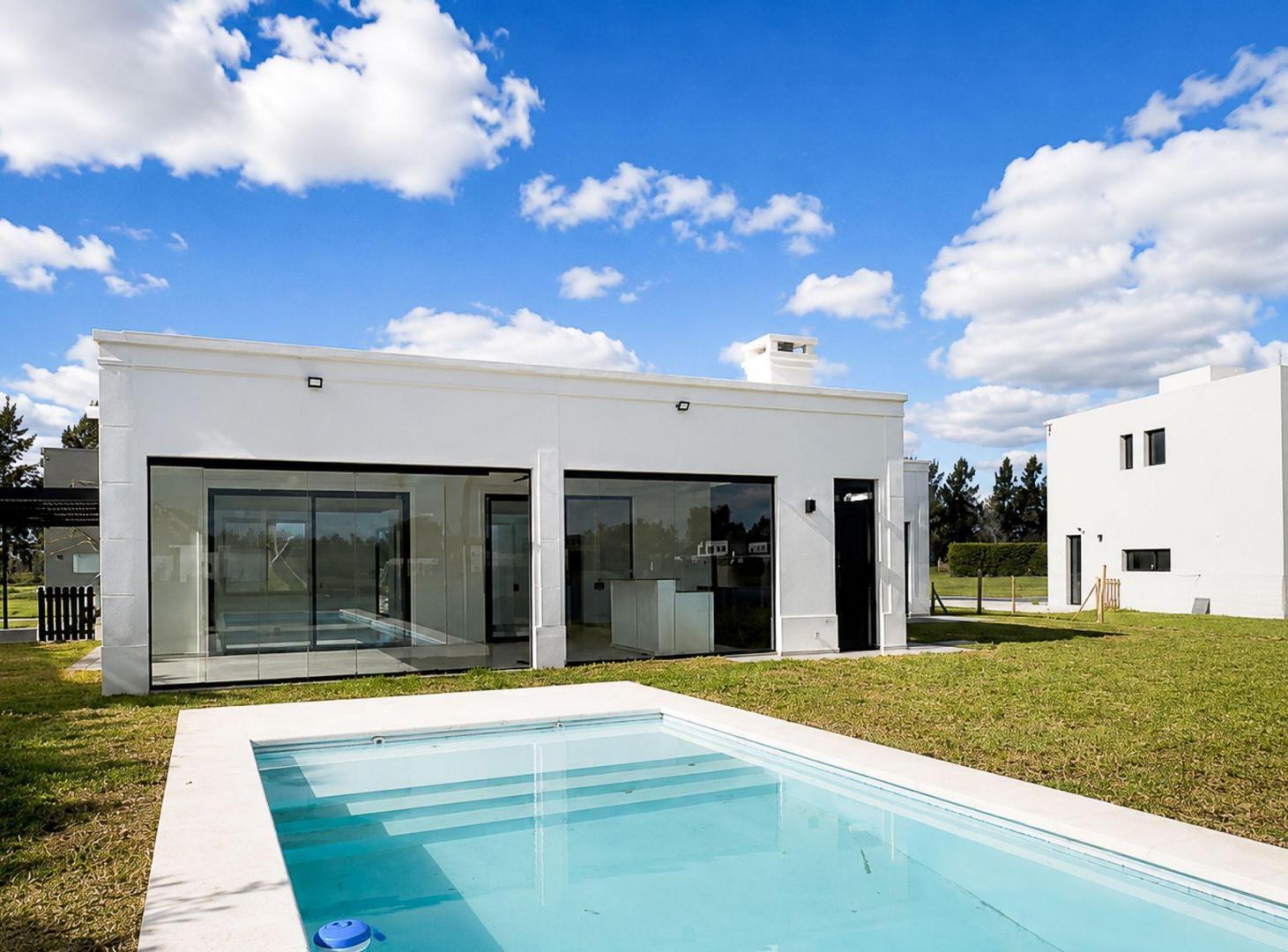 Foto de CASA 5 AMB A LA LAGUNA CON PILETA B. SAN MATIAS, imagen 5