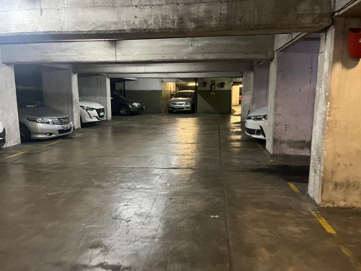 Foto de Venta de cocheras en Av. de Mayo renta/ uso propio, imagen 3