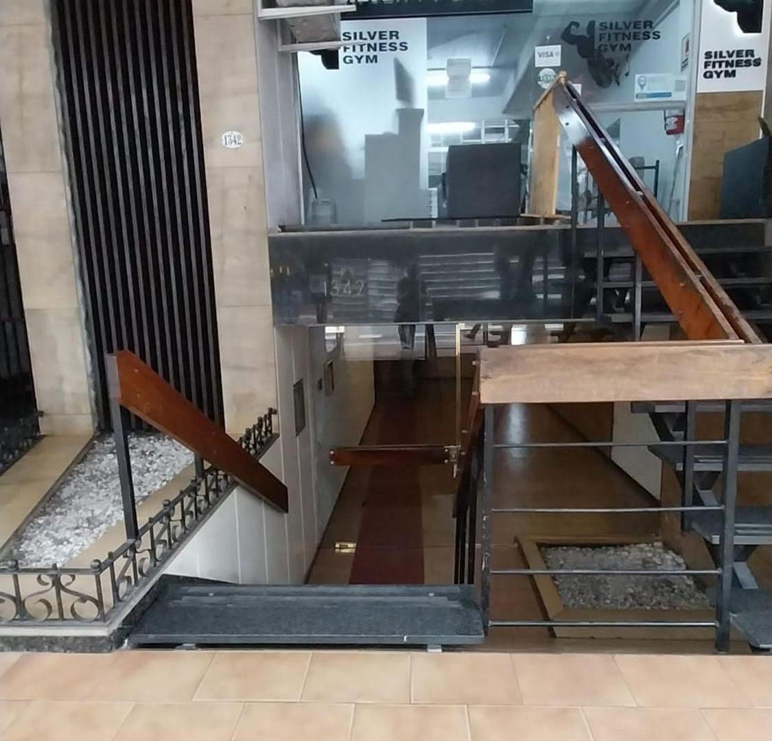 Foto de Alquiler departamento 2 ambientes avenida Córdoba, imagen 4