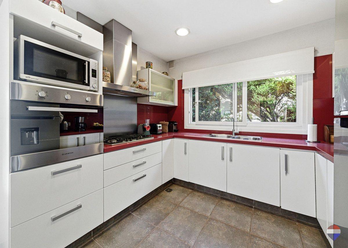 Foto de Venta Casa una planta Barrio La Montura, imagen 3