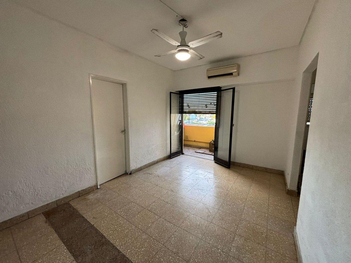 Foto de VENTA DE DEPTO EN JOSE C PAZ SOBRE AVENIDA PERON, imagen 2