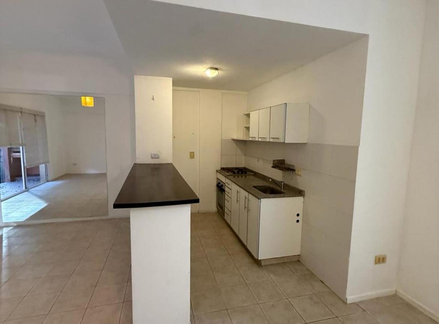 Foto de VENTA DEPARTAMENTO 2 AMB-COCH COND RECOVAS PILAR, imagen 5