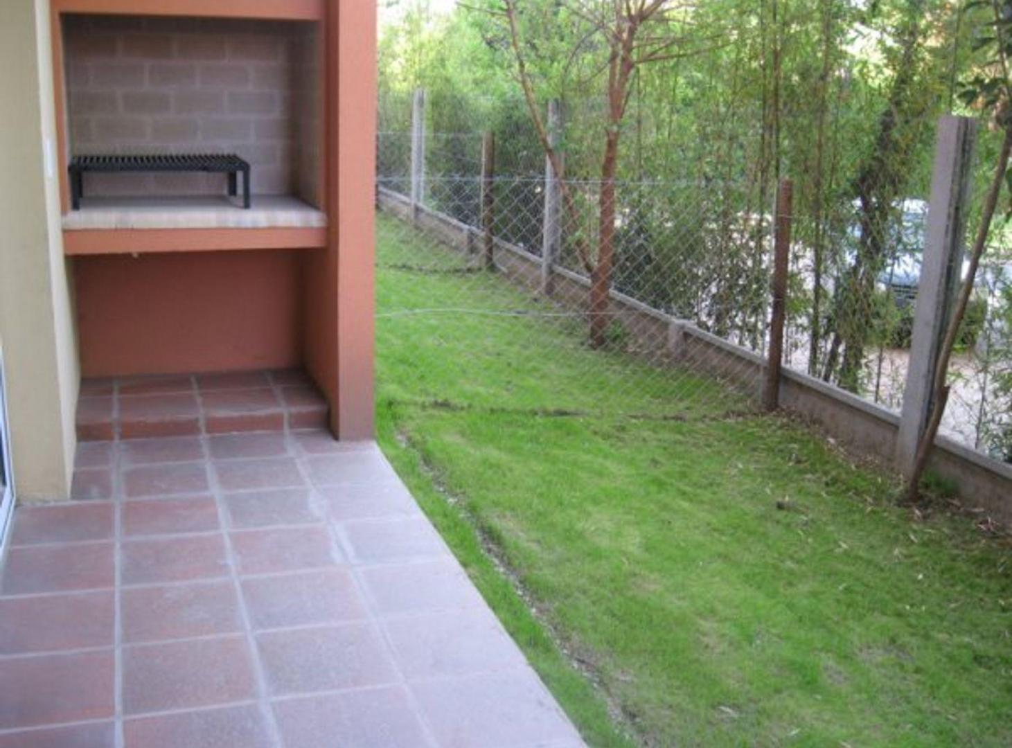 Foto de VENTA DEPARTAMENTO 2 AMB-COCH COND RECOVAS PILAR, imagen 4