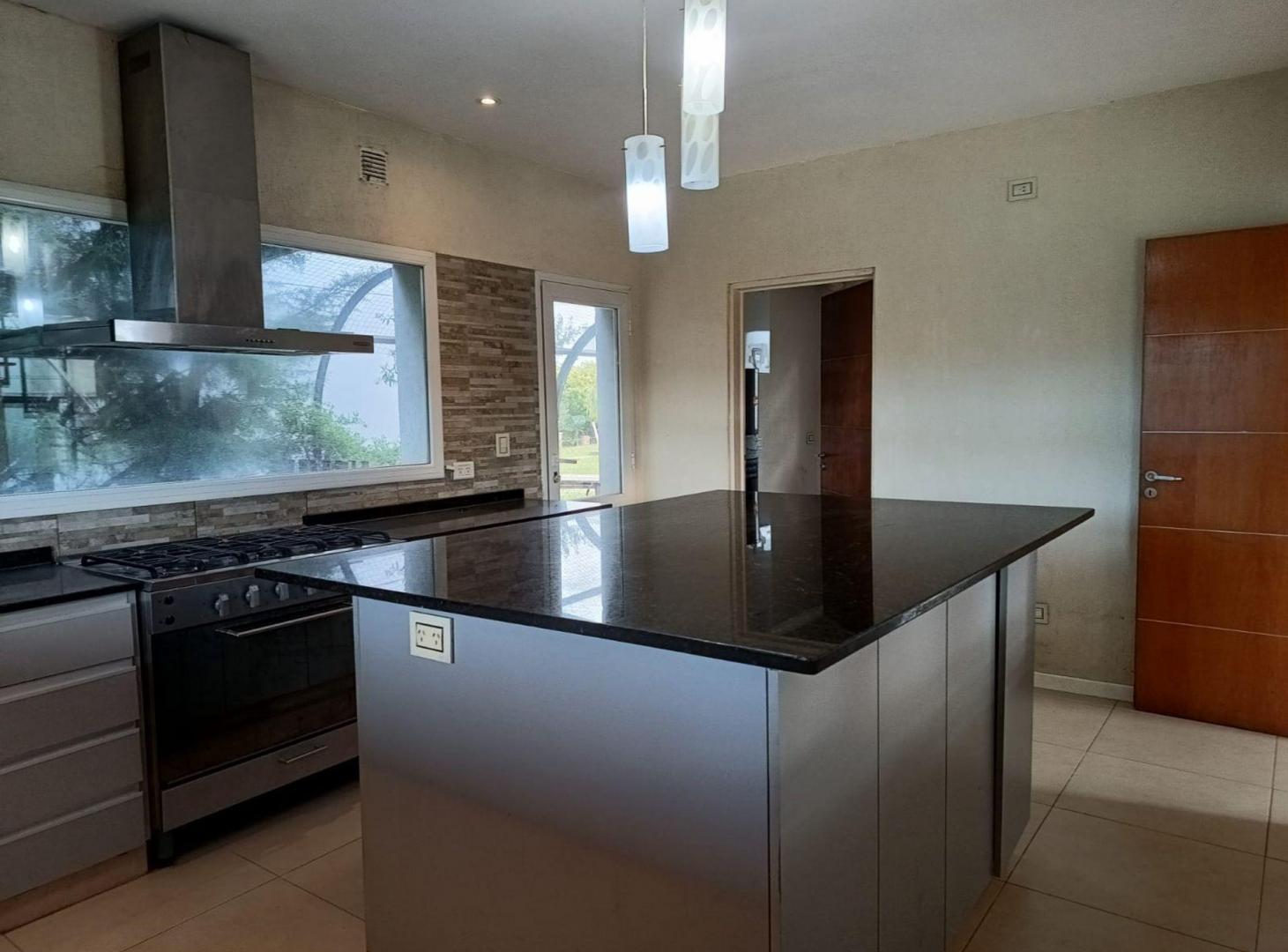 Foto de ALQUILER CASA SANTA GUADALUPE PILAR DEL ESTE, imagen 3