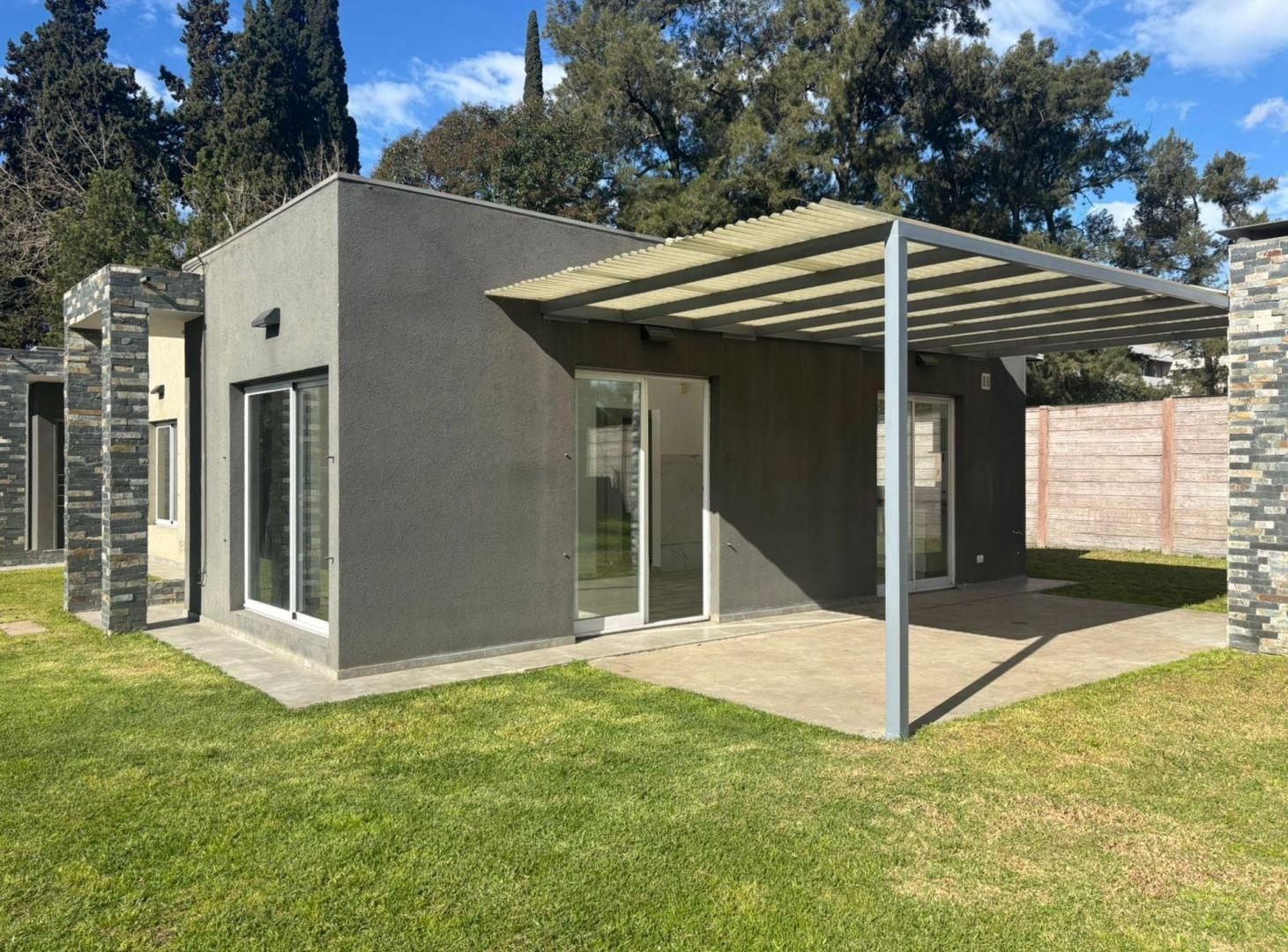 Foto de VENTA DE CASA EN TORTUGUITAS EN COMPLEJO CERRADO, imagen 2
