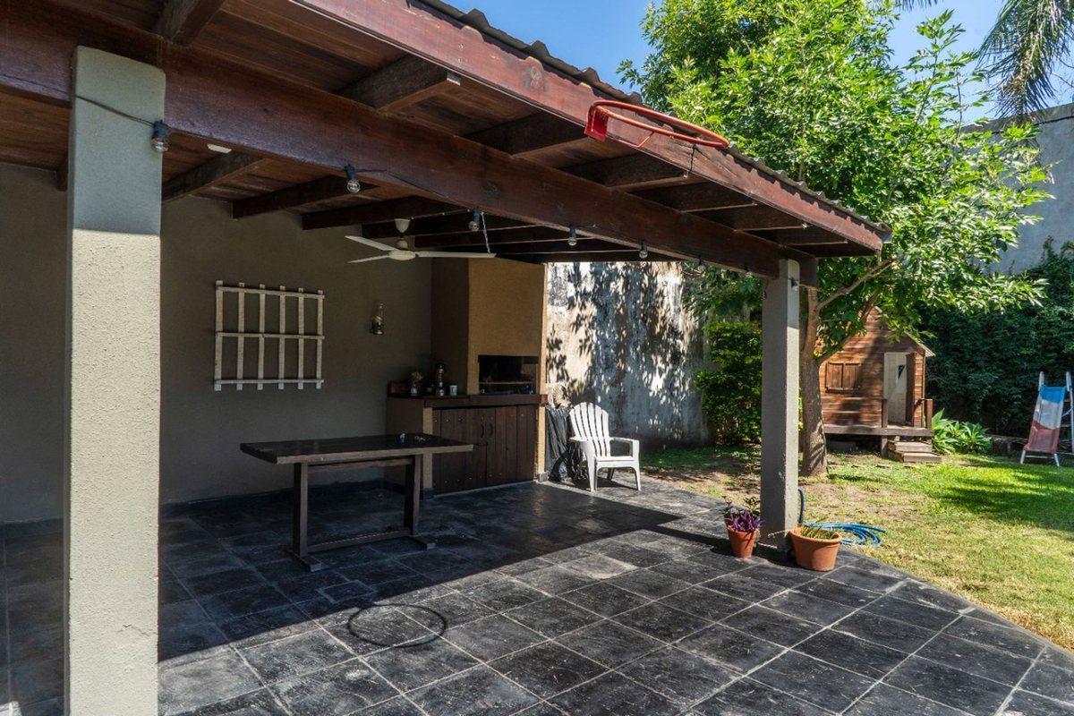 Foto de Casa 5 ambientes APTA CREDITO en De Vicenzo Grande, imagen 2