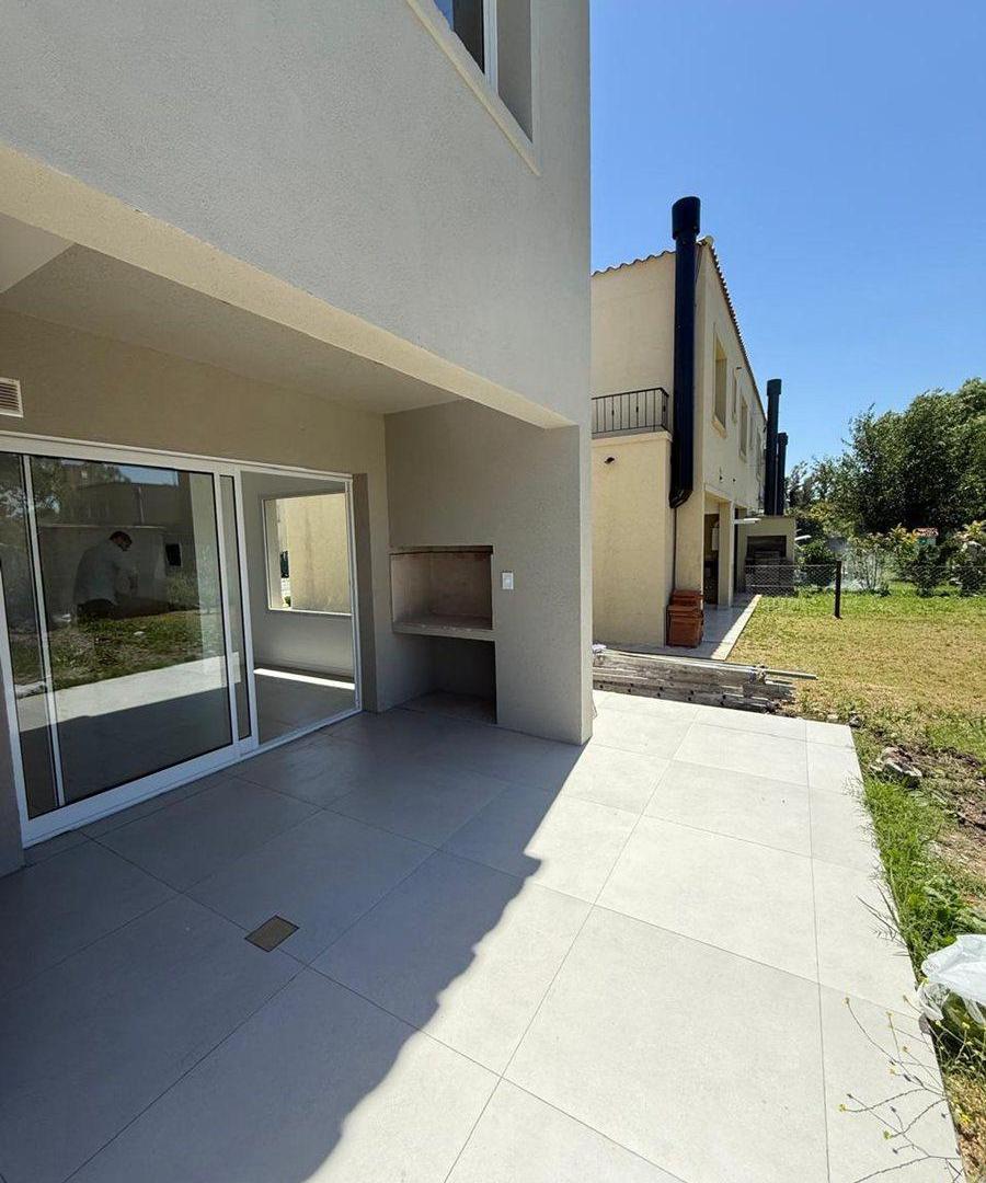 Foto de CASA A ESTRENAR GALERIA JARDIN LA ANGELICA, imagen 1