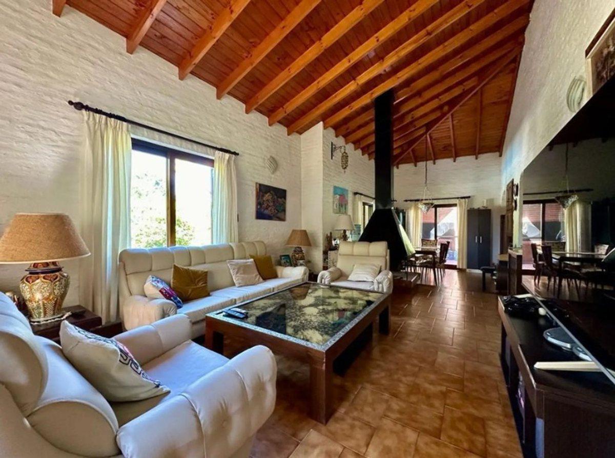 Foto de CASA 4 AMB COUNTRY CLUB PRIVADO LOMA VERDE APTA CR, imagen 5