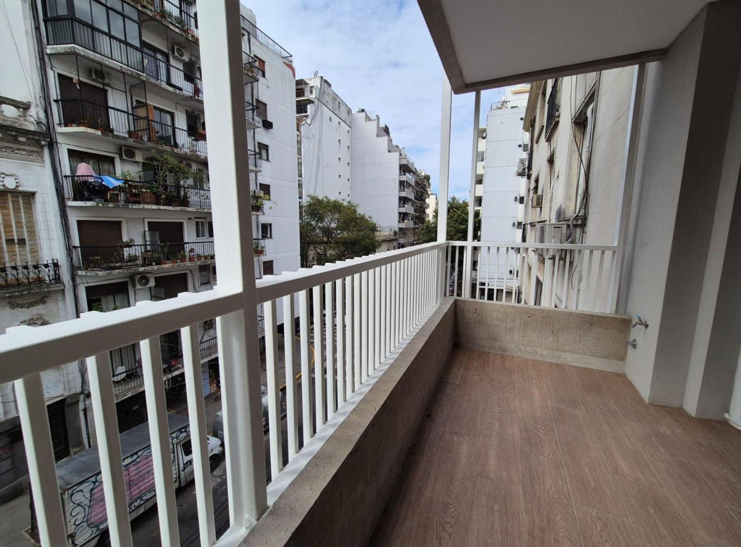 Foto de VENTA MONOAMBIENTE RECOLETA ,BALCON TERRAZA FRENTE, imagen 1