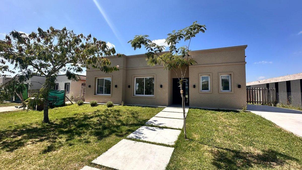 Foto de Venta Casa Pilar del Este Santa Emilia Pilar, imagen 4