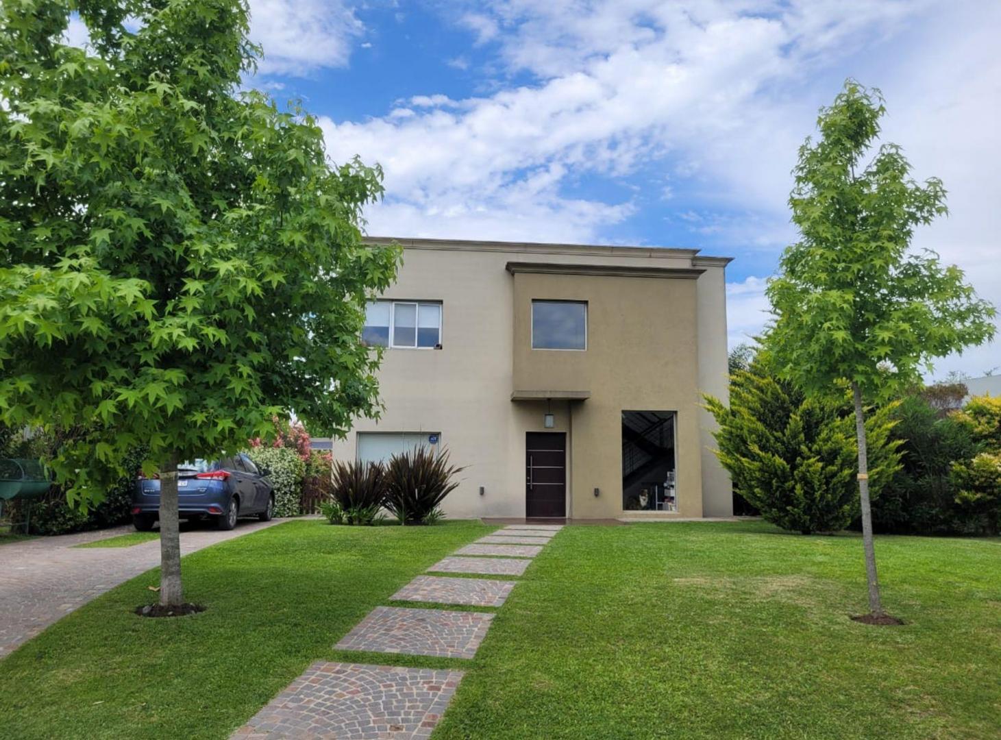 Foto de VENTA Casa 3 dorm Pileta San Eduardo, imagen 1