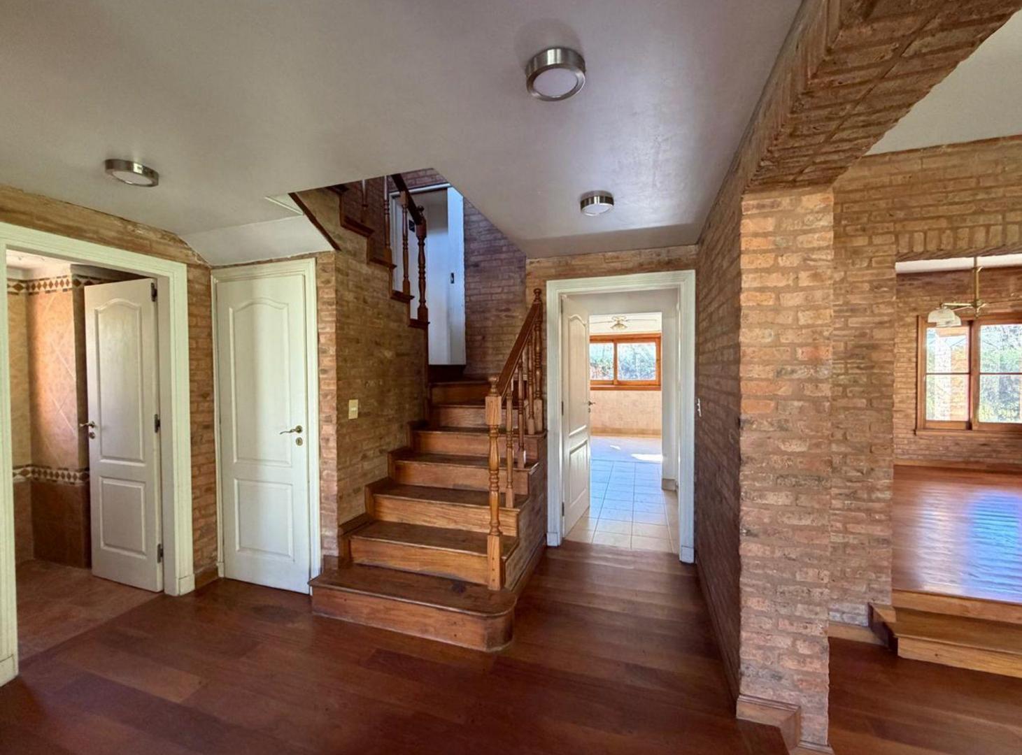 Foto de CASA COUNTRY CLUB PRIV LOMA VERDE ESCOBAR 6 AMB, imagen 5
