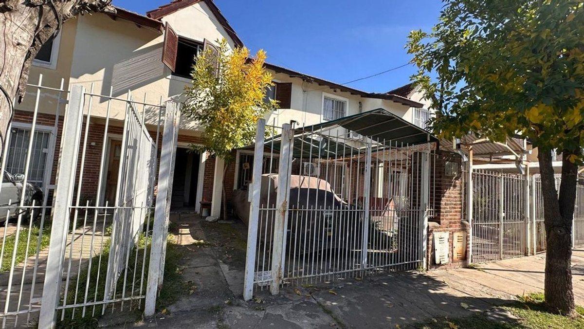 Foto de ALQUILER DE TRIPLEX 4 AMBIENTES EN GRAND BOURG, imagen 3