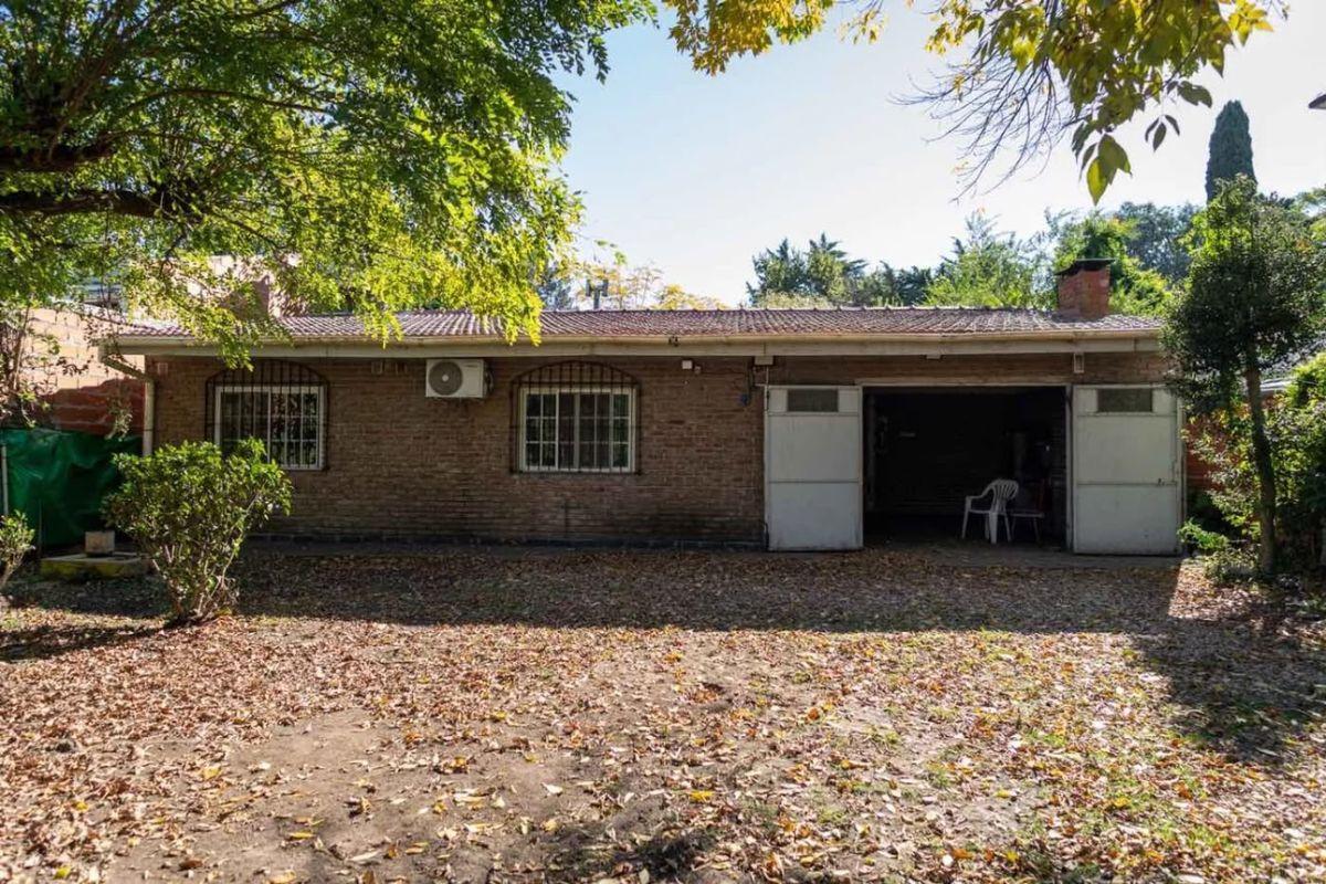 CASA QUINTA EN EL PATO EN VENTA CON PILETA Y PARRILLA