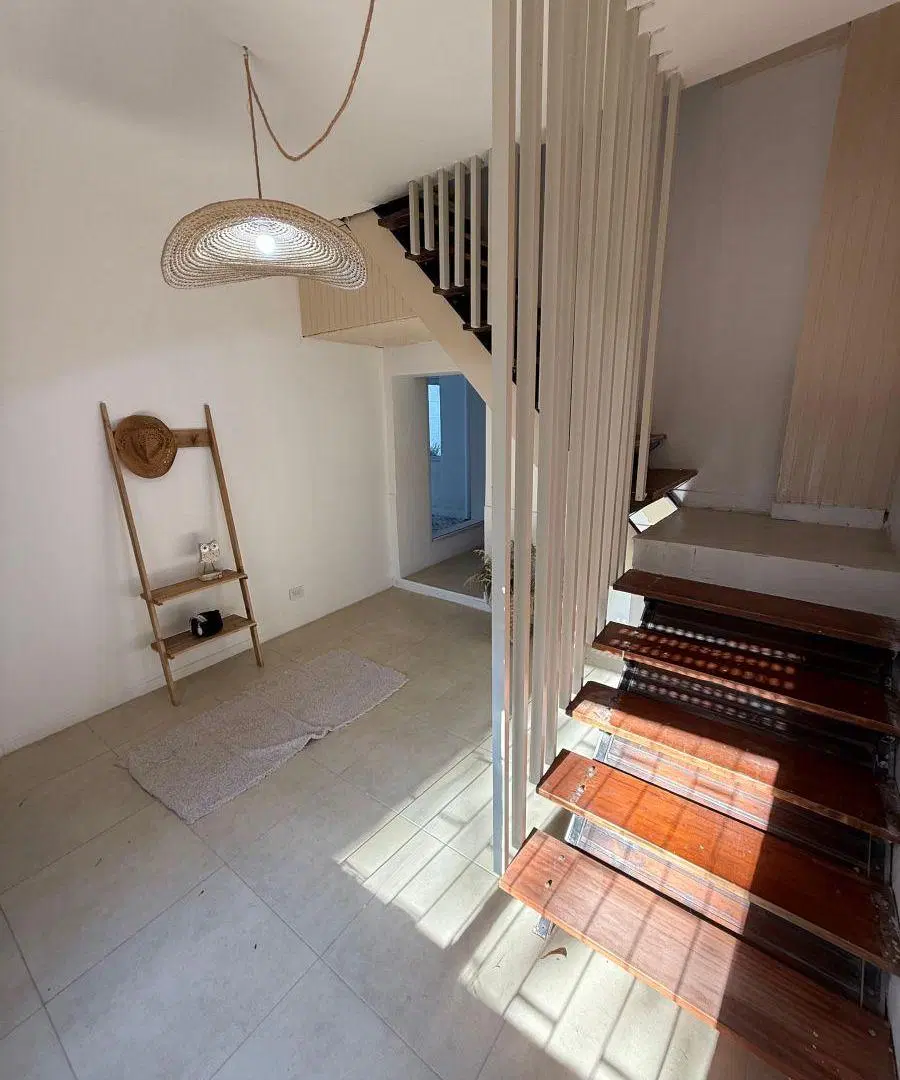 Casa en PH con Cochera, Patio en Pleno Centro 36 E 24 y 25 5