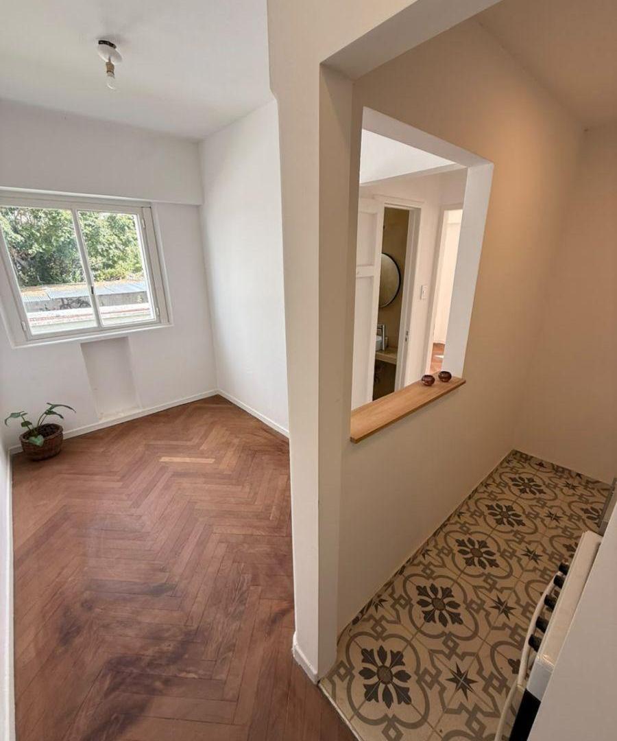 Foto de Departamento de 28 m² con 1 dormitorio en venta en La Plata, imagen 1
