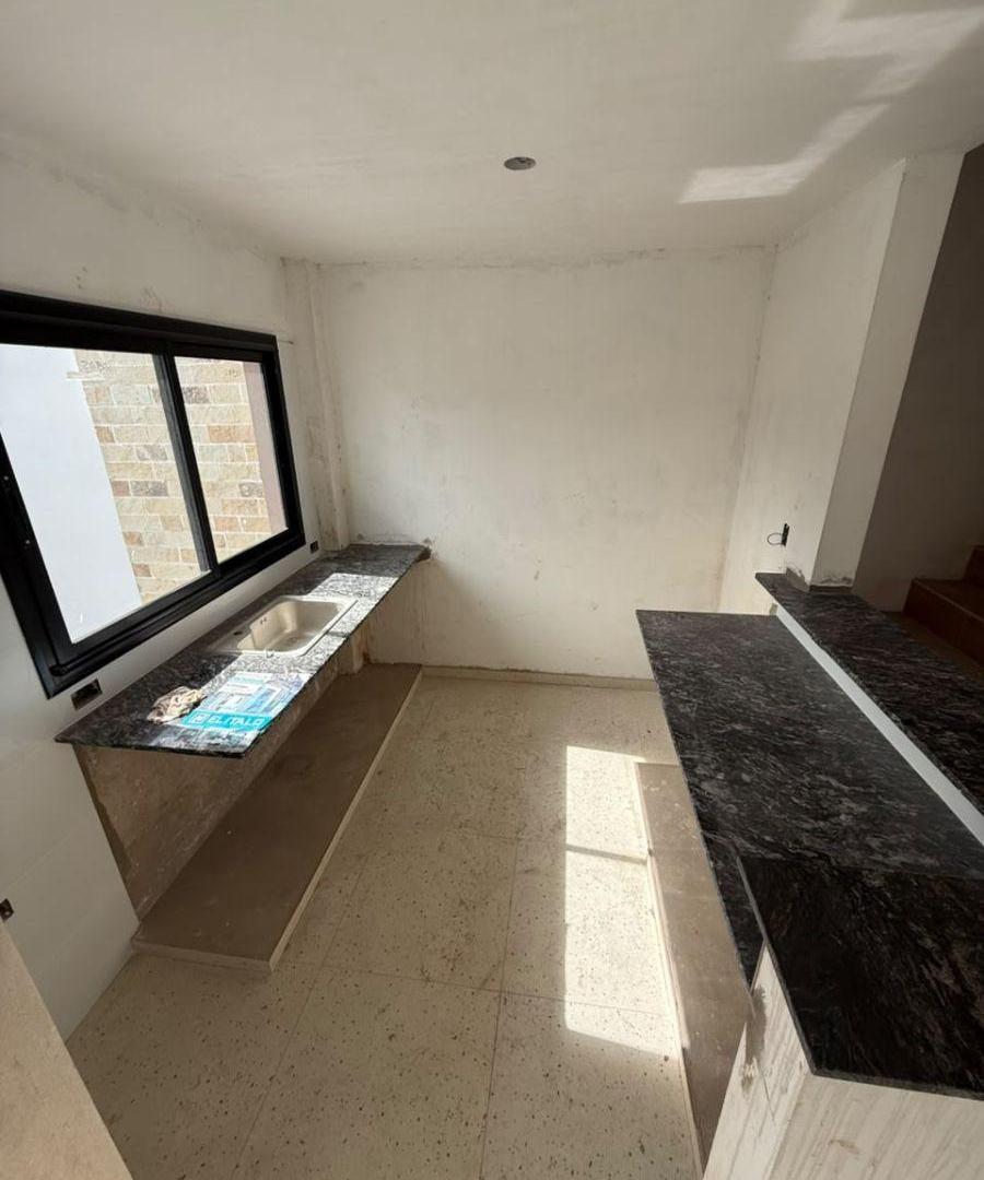Foto de DUPLEX de 65 m² con 1 dormitorio en venta en Los Hornos, imagen 2
