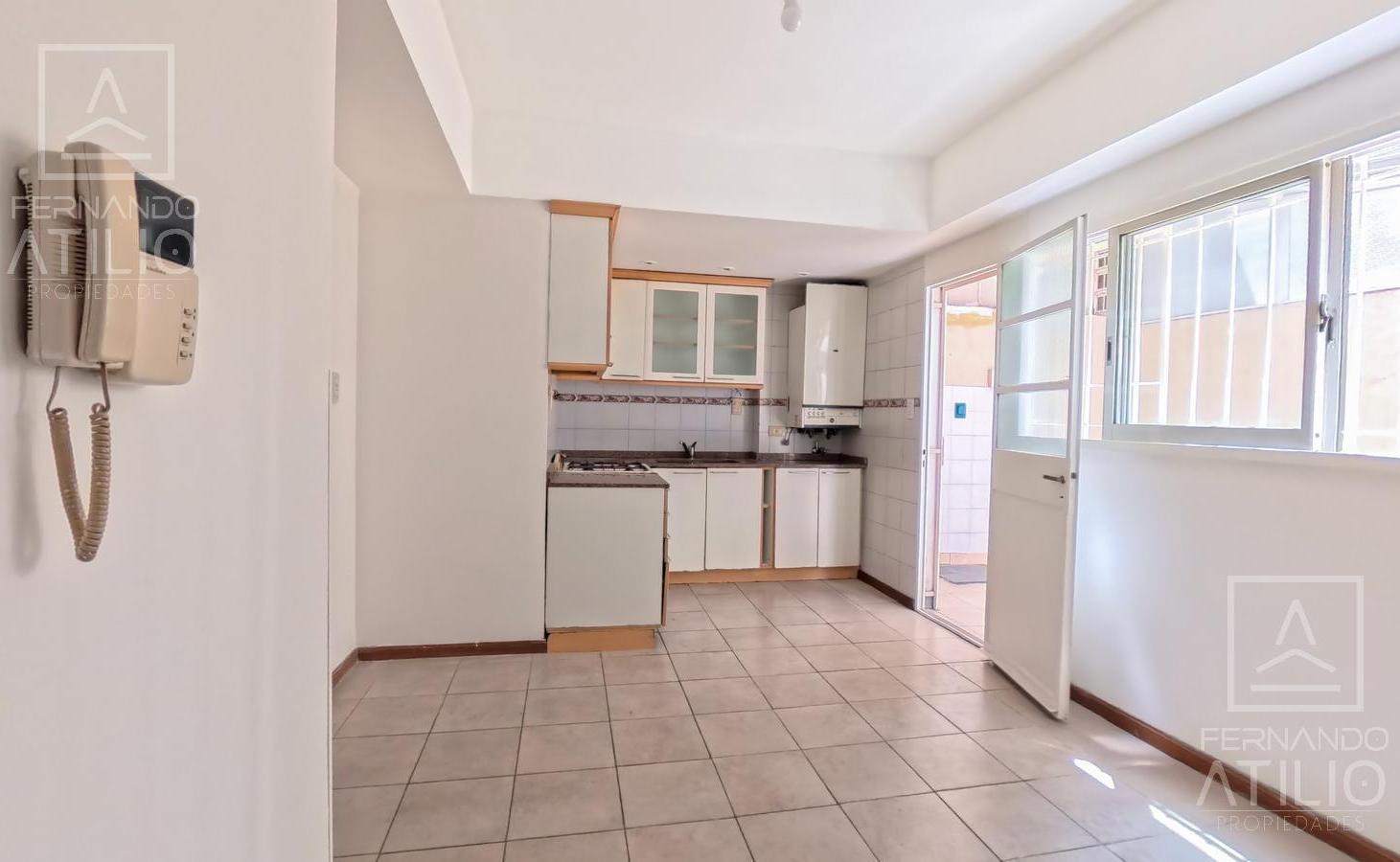 3 amb con balcón y patio 84 mts + cochera listo para habitar en Recoleta!
