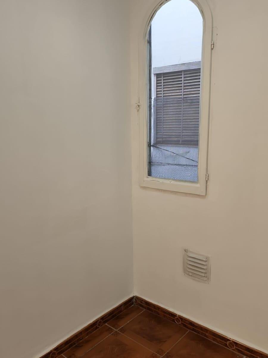 Departamento Al Frente con Balcón de Impecable Estado 5