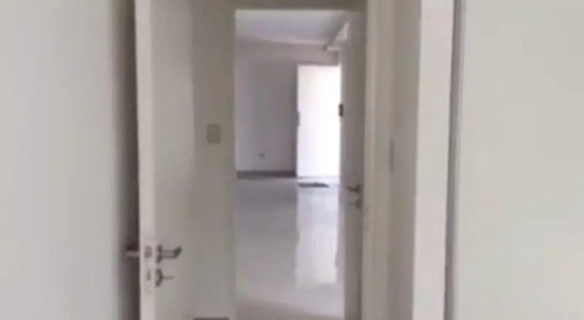Casa de 250 m² con 4 habitaciones en venta en Parque Avellaneda 5