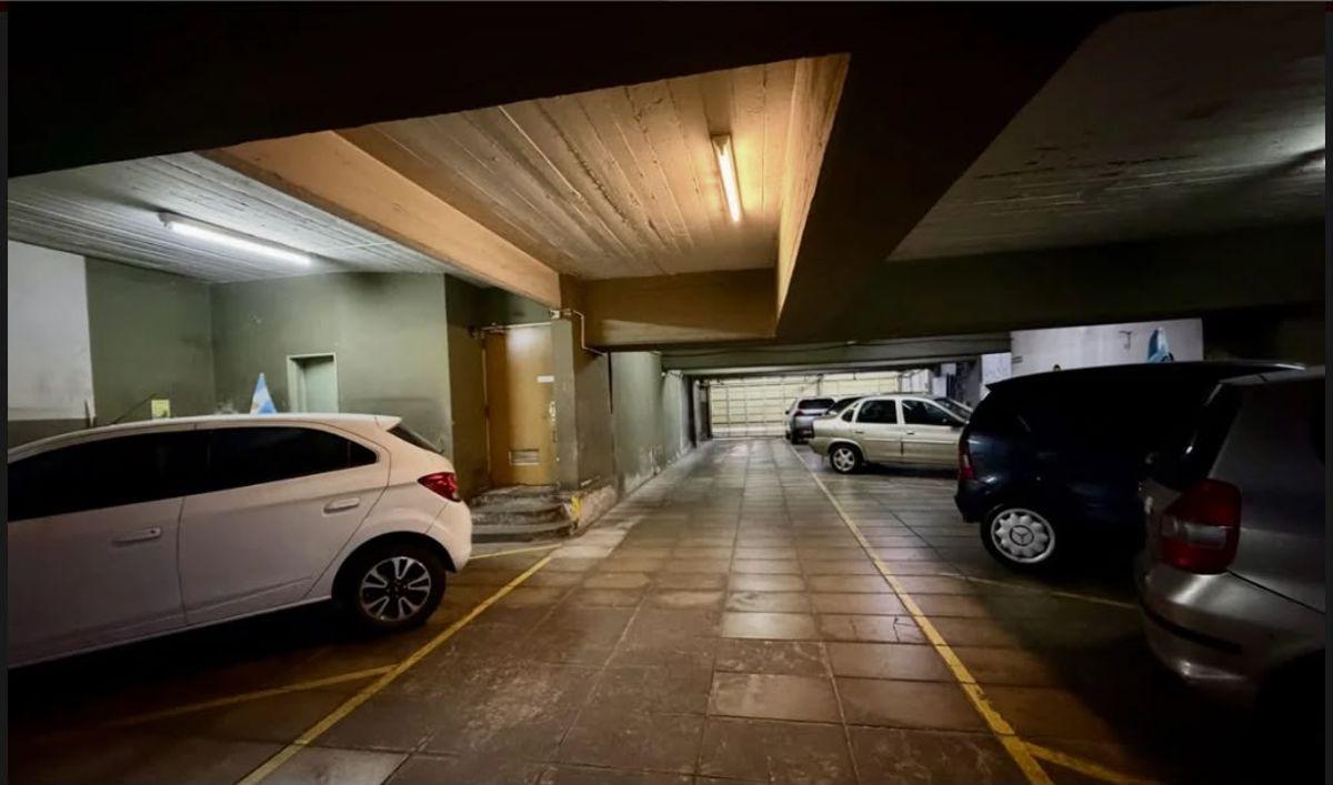 Foto de ESPECTACULAR SEMIPISO EN EL CORAZON DE FLORES de 148 m² con 4, imagen 5