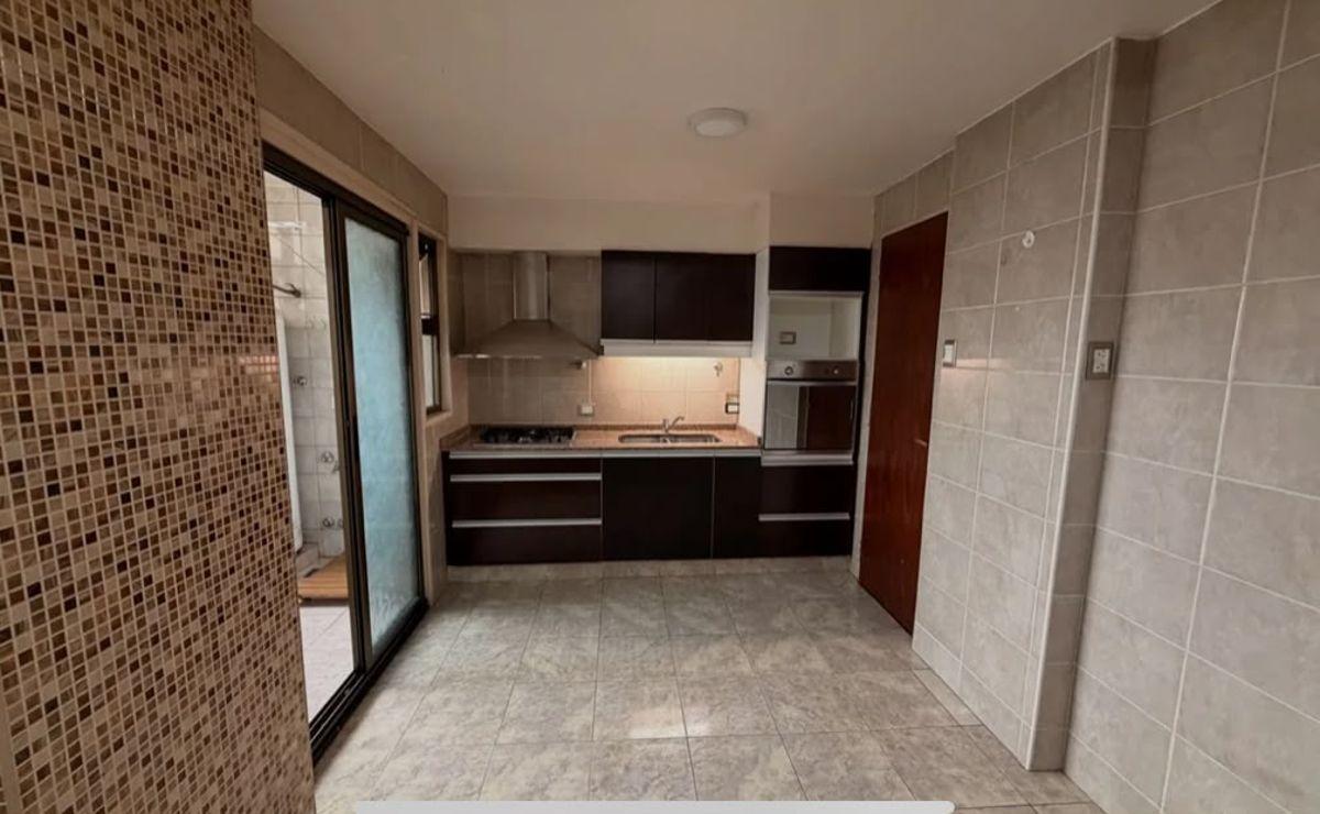 Foto de HERMOSO SEMIPISO EN ALQUILER , CON DEPENDENCIAS, imagen 2