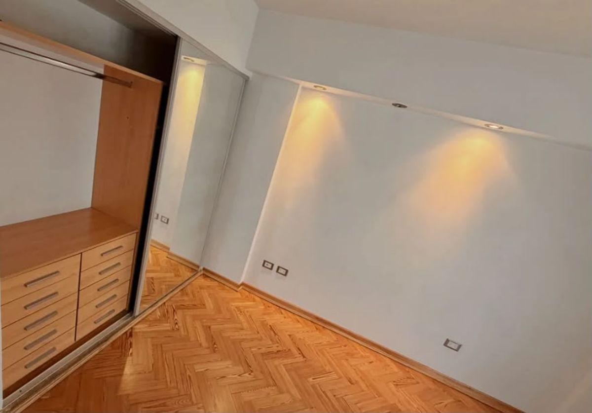 Foto de HERMOSO SEMIPISO EN ALQUILER , CON DEPENDENCIAS, imagen 3