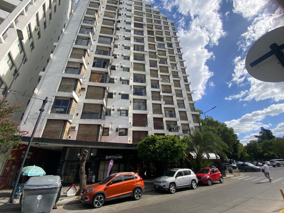 Departamento de 3 dormitorios en Plaza San Martín