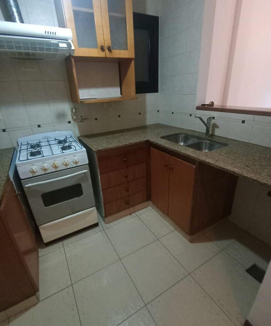 Foto de DEPARTAMENTO DE 2 DORMITORIOS EN ALQUILER, imagen 2