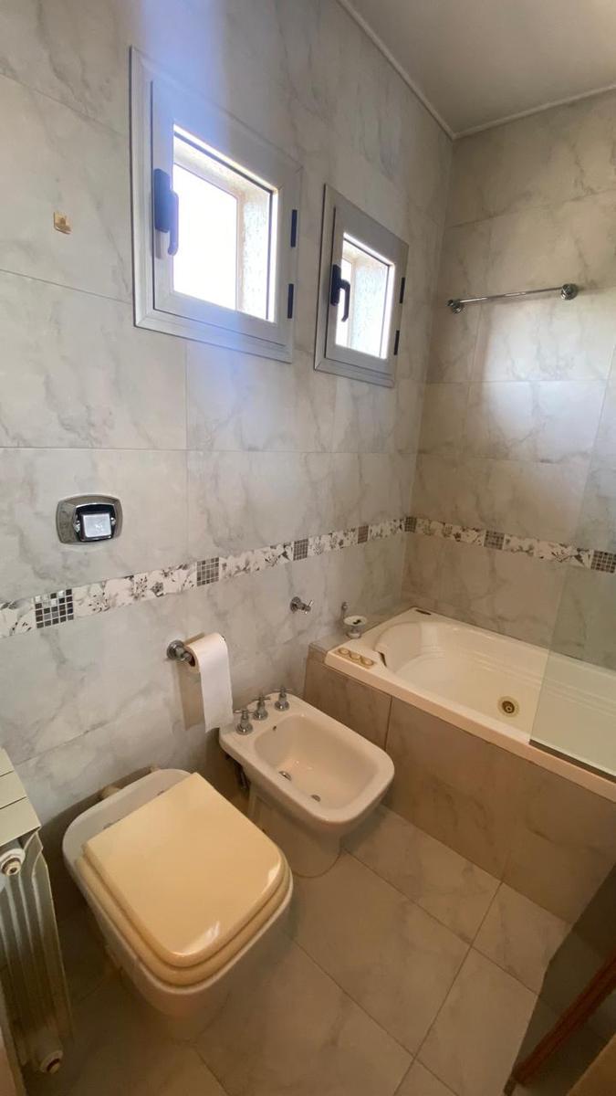 Casa 3 Dorm., Patio, Pileta. Jardin Claret. (Housing Los Tilos). Barrio Cerrado. Zona Norte. 5