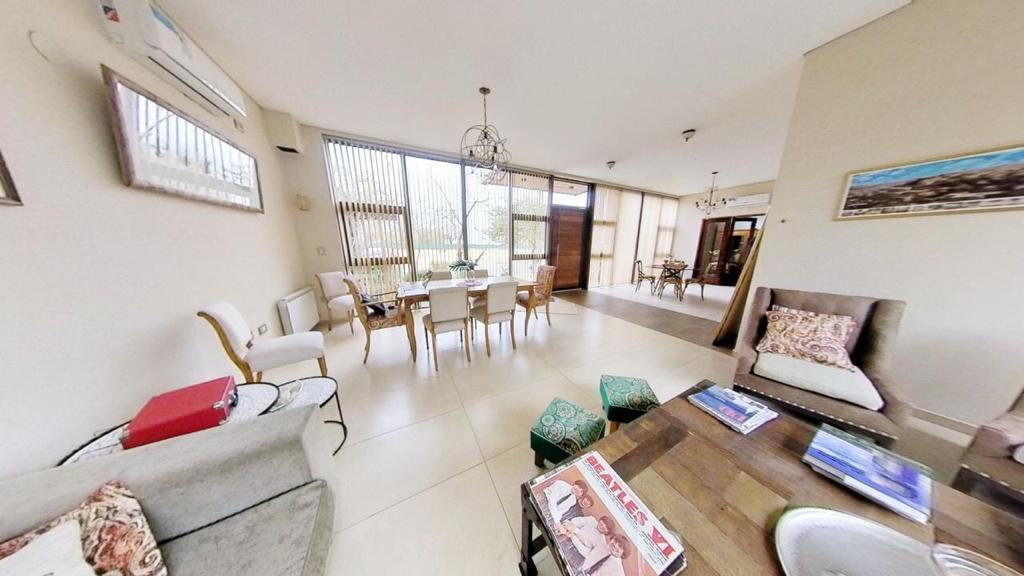 Venta - Casa - Jardin Claret - Barrio Cerrado - Seguridad - 3 Dorm - Patio 5