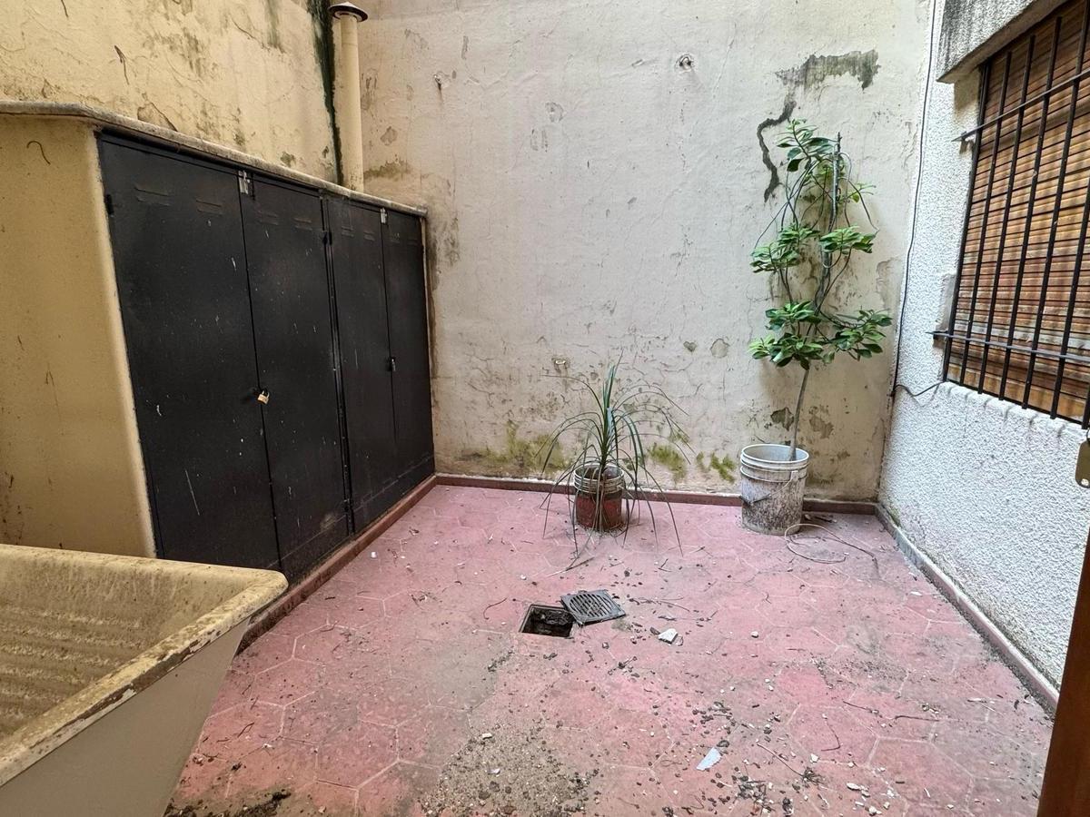 Foto de Dpto calle Urquiza 100, Planta Baja, Dos Dorm. con Patio., imagen 4