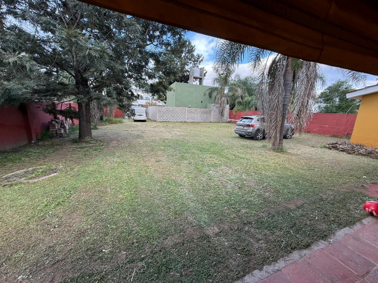 Oportunidad - Casa y Duplex en 1 terreno - zona norte