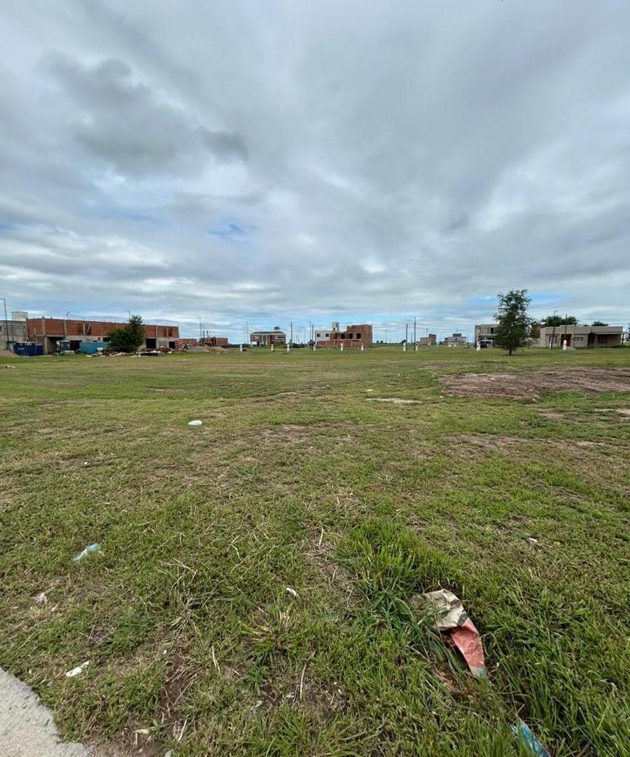 Oportunidad - Docta avenida - A. Duplex - 360 mts2