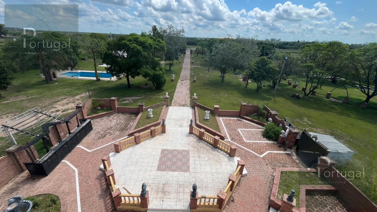 Castillo para Eventos - Gastronómico - Comercial - 400 mts2 cub - 12.000 mts2 terreno