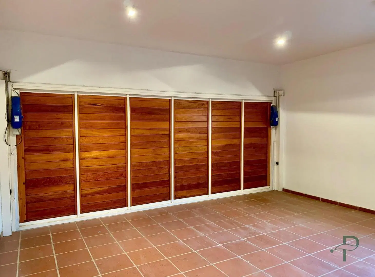 Casa 5 dormitorios / pileta / cochera doble / departamento con ingreso independiente /en Estancia Q2 4
