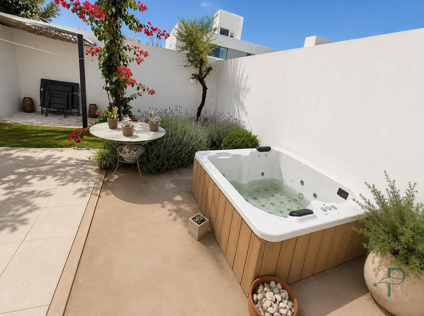 Foto de Casa en una planta 2 dorm c/ jacuzzi y cochera semi cubierta en Prados de Manantiales, imagen 4