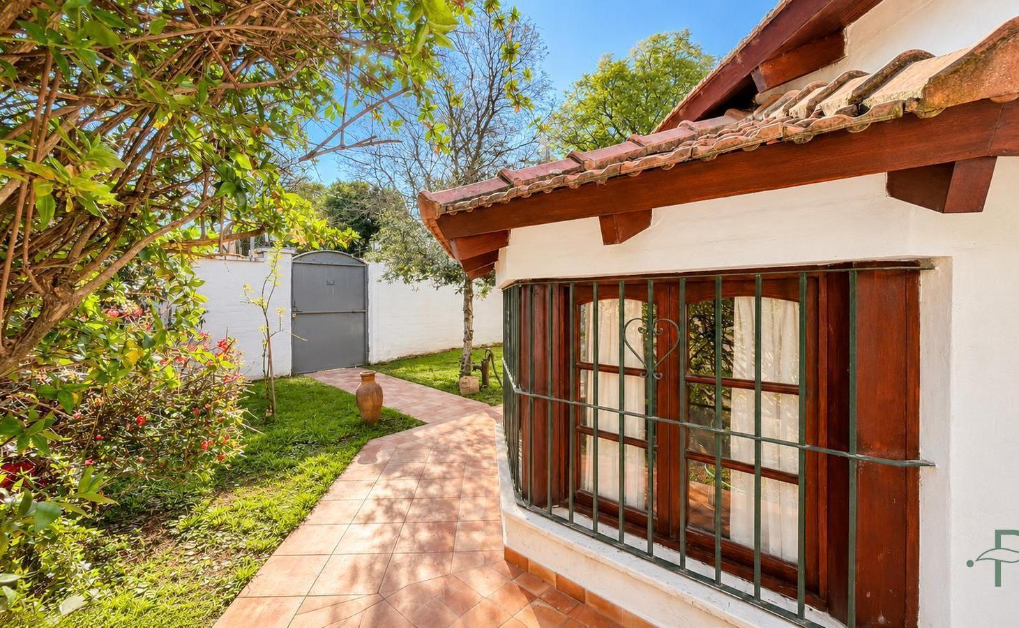 Foto de San Alfonso - Villa Allende - Casa 3 dorm / escritorio / Cochera Doble, imagen 4